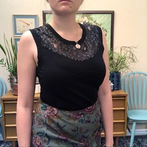 Cyrus brand knit top lace black sleeveless sweater